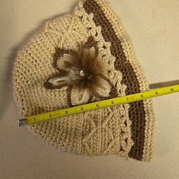Cream and Brown Crocheted Bucket Hat - Picture 7 of 7